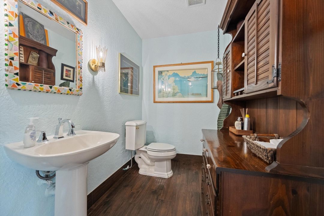 For Sale: $1,874,000 (5 beds, 4 baths, 4032 Square Feet)