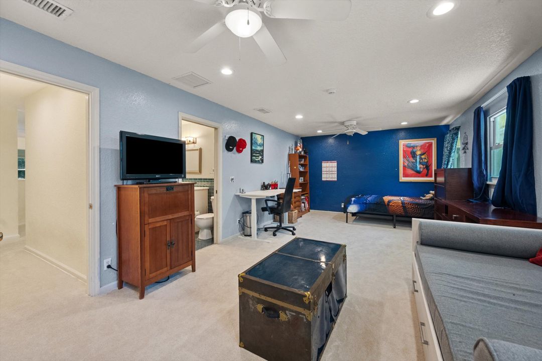 For Sale: $1,874,000 (5 beds, 4 baths, 4032 Square Feet)