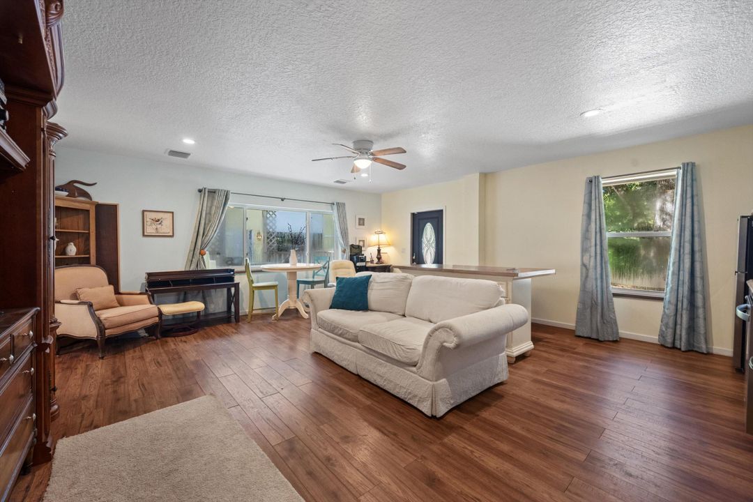 For Sale: $1,874,000 (5 beds, 4 baths, 4032 Square Feet)