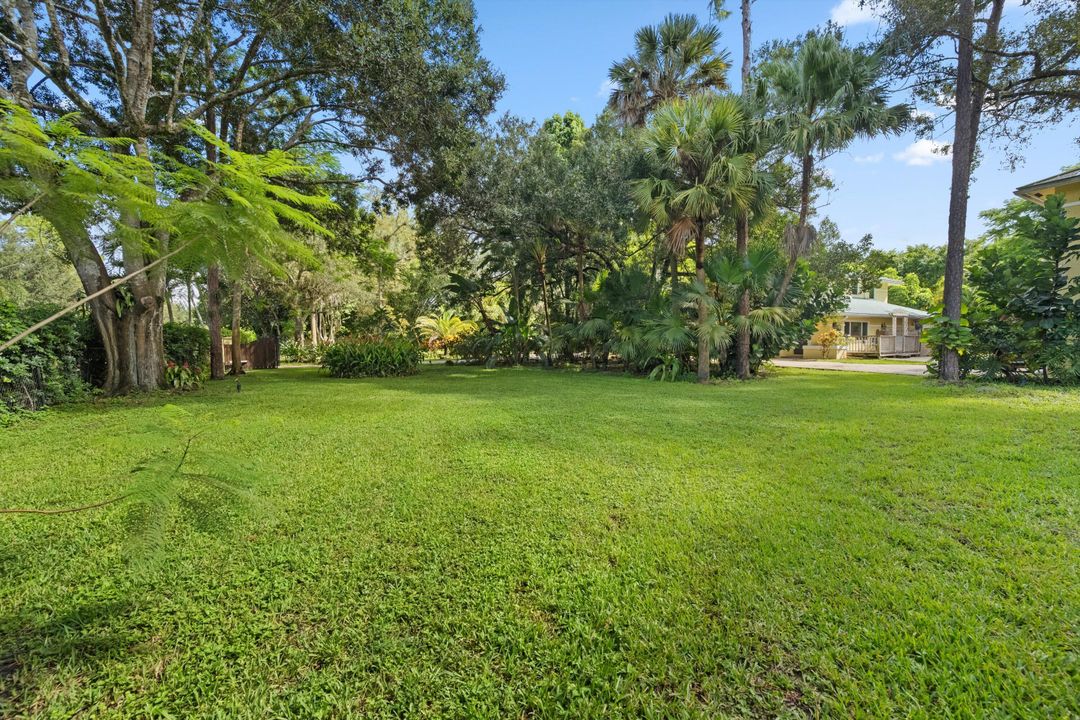 For Sale: $1,874,000 (5 beds, 4 baths, 4032 Square Feet)