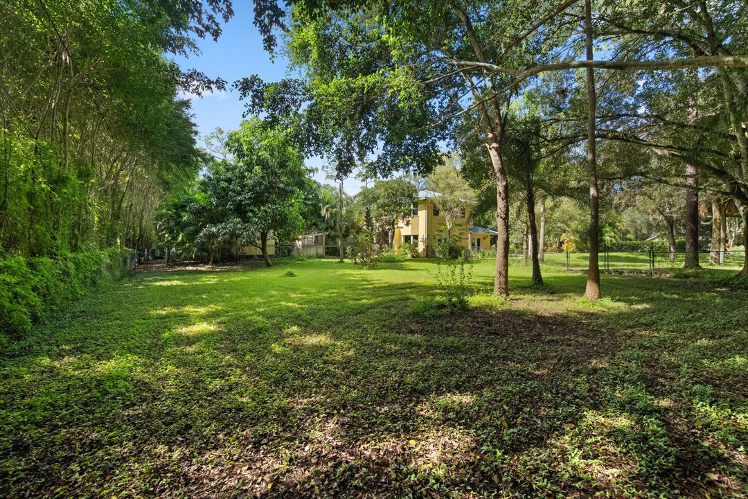 For Sale: $1,874,000 (5 beds, 4 baths, 4032 Square Feet)