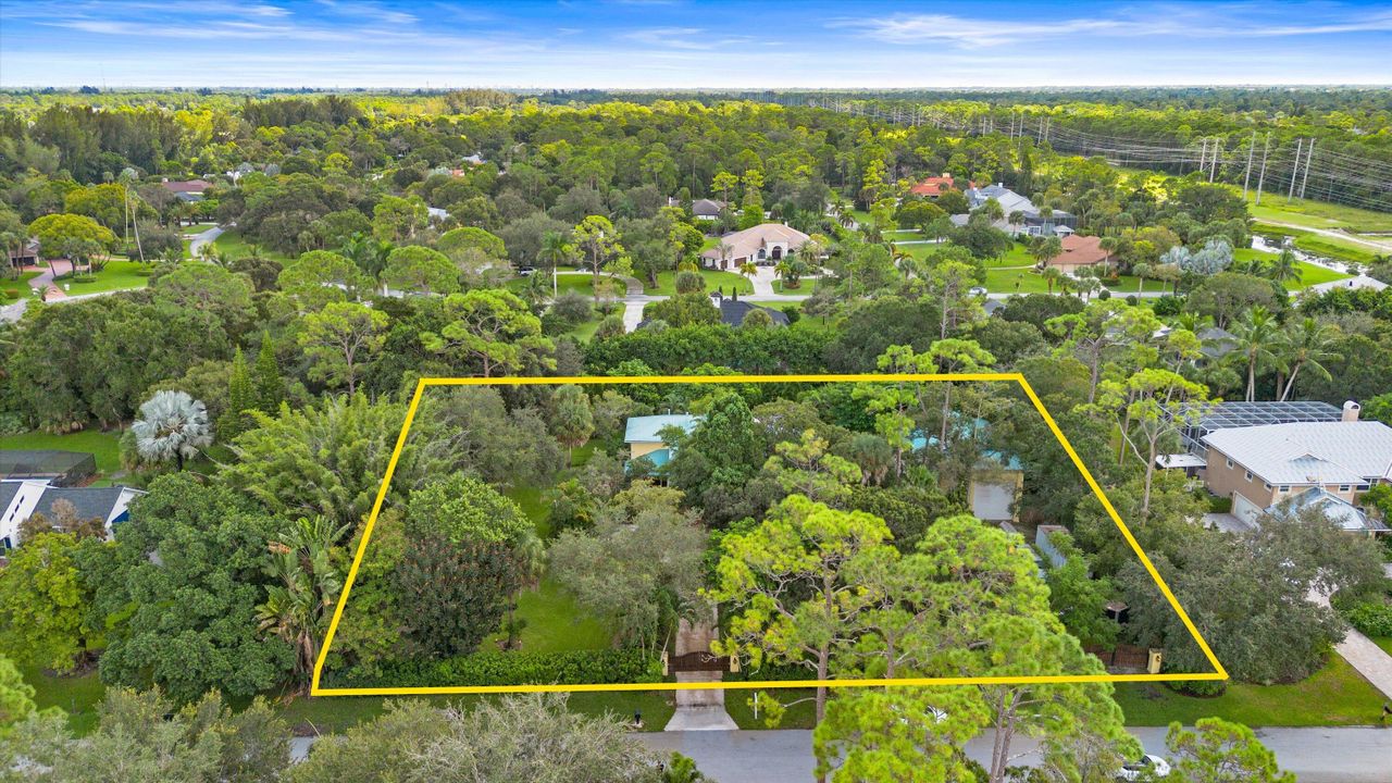 For Sale: $1,874,000 (5 beds, 4 baths, 4032 Square Feet)