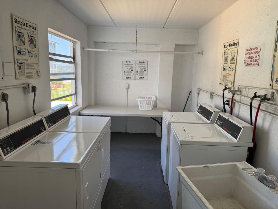 Activo con contrato: $1,950 (2 camas, 2 baños, 948 Pies cuadrados)