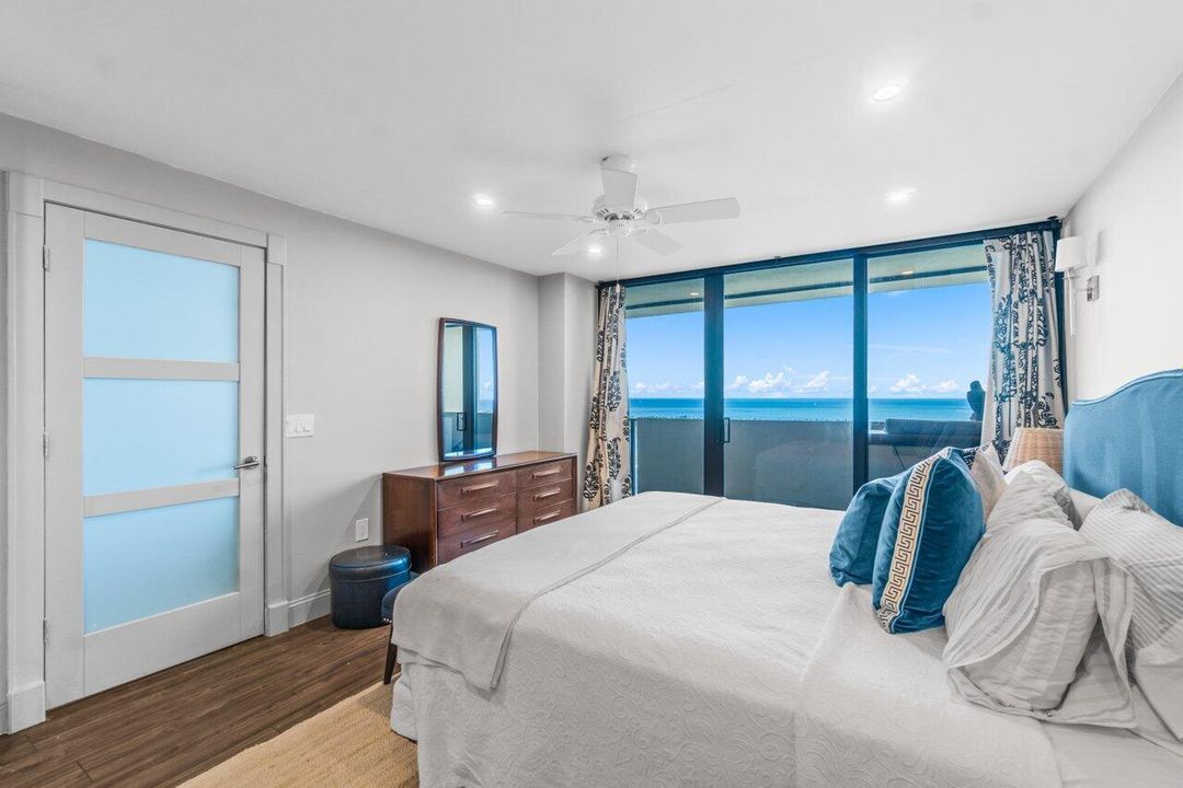 Active With Contract: $4,500 (2 beds, 2 baths, 1170 Square Feet)