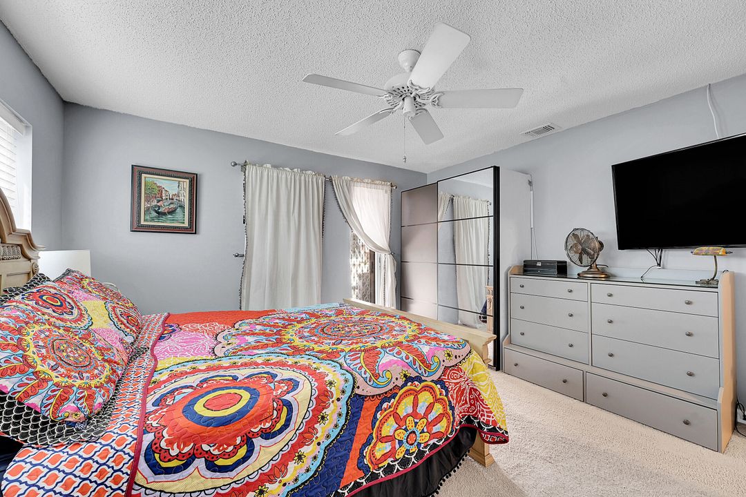 Active With Contract: $349,900 (3 beds, 2 baths, 1546 Square Feet)