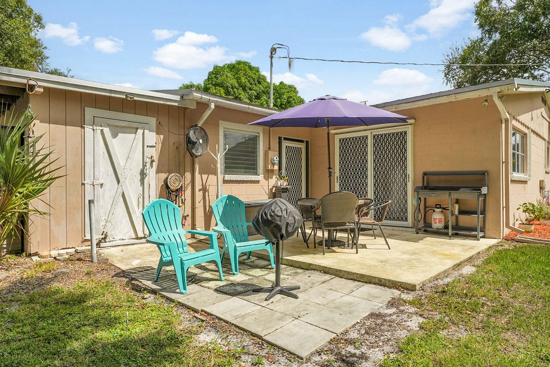 Active With Contract: $349,900 (3 beds, 2 baths, 1546 Square Feet)