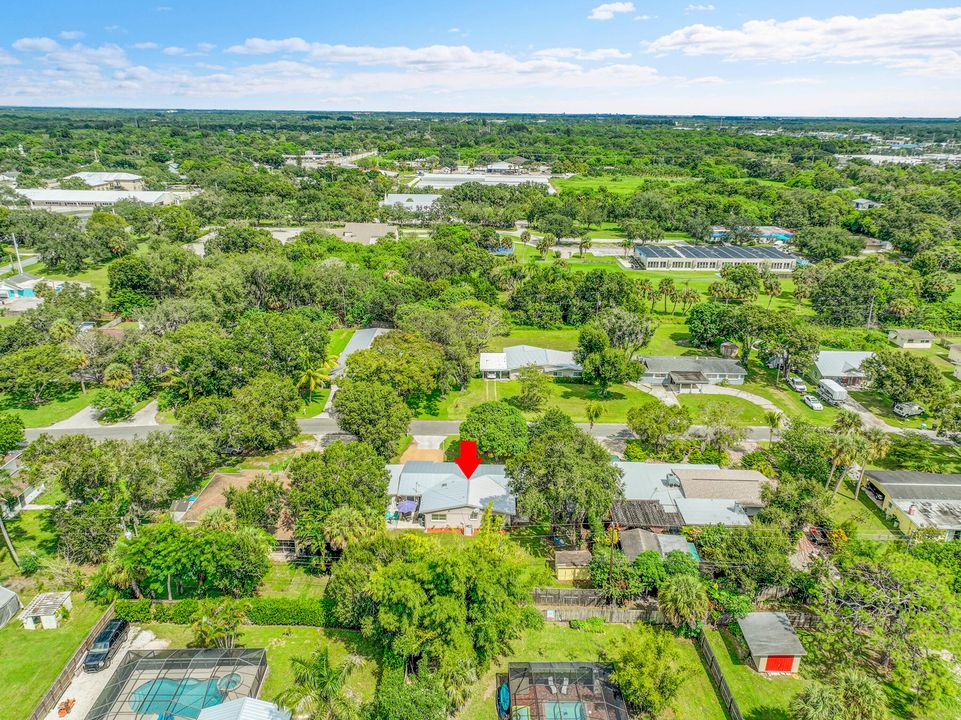 Active With Contract: $349,900 (3 beds, 2 baths, 1546 Square Feet)