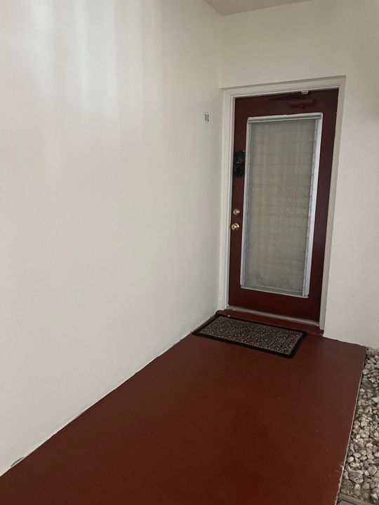 For Rent: $1,400 (1 beds, 1 baths, 600 Square Feet)