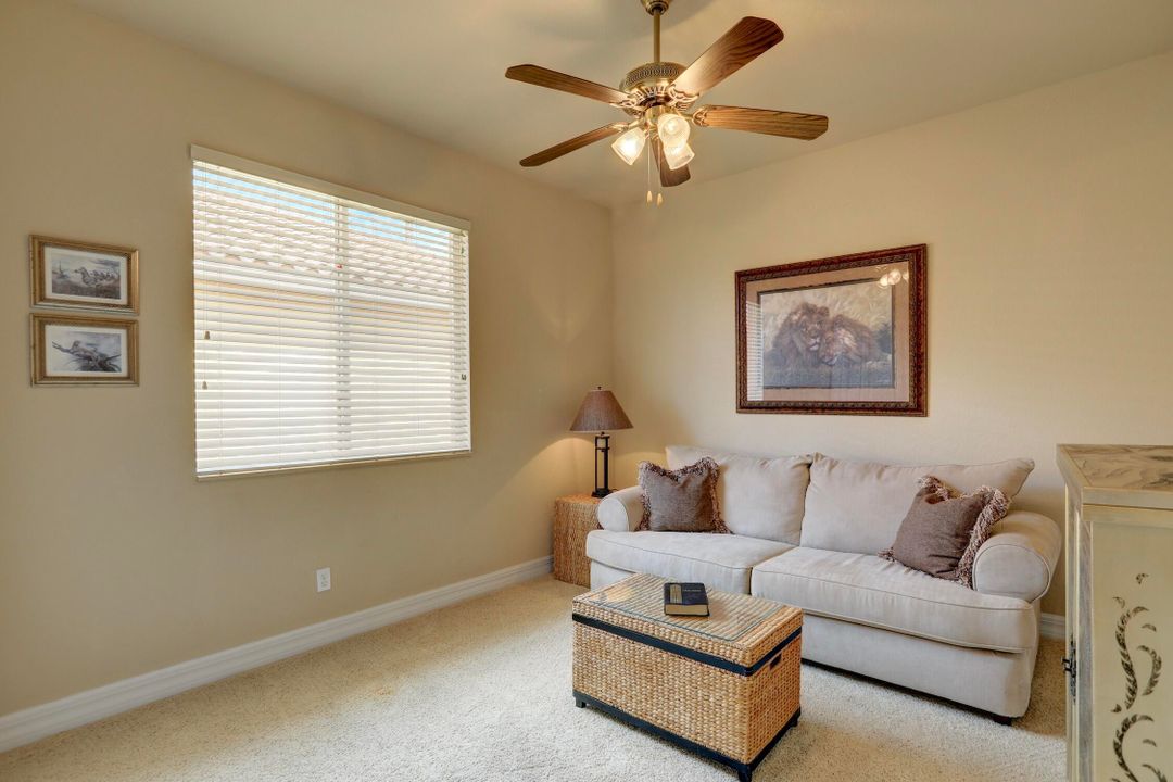 На продажу: $399,000 (3 спален, 2 ванн, 1897 Квадратных фут)