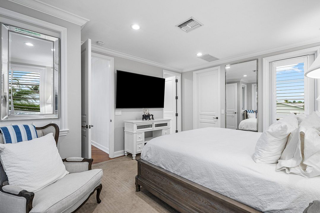 На продажу: $3,250,000 (4 спален, 3 ванн, 2346 Квадратных фут)