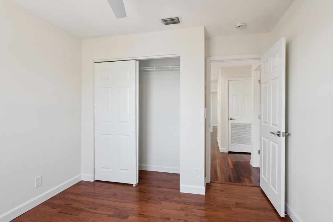 Active With Contract: $584,900 (4 beds, 2 baths, 2279 Square Feet)