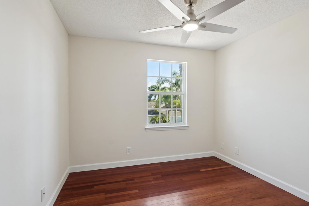 Active With Contract: $584,900 (4 beds, 2 baths, 2279 Square Feet)