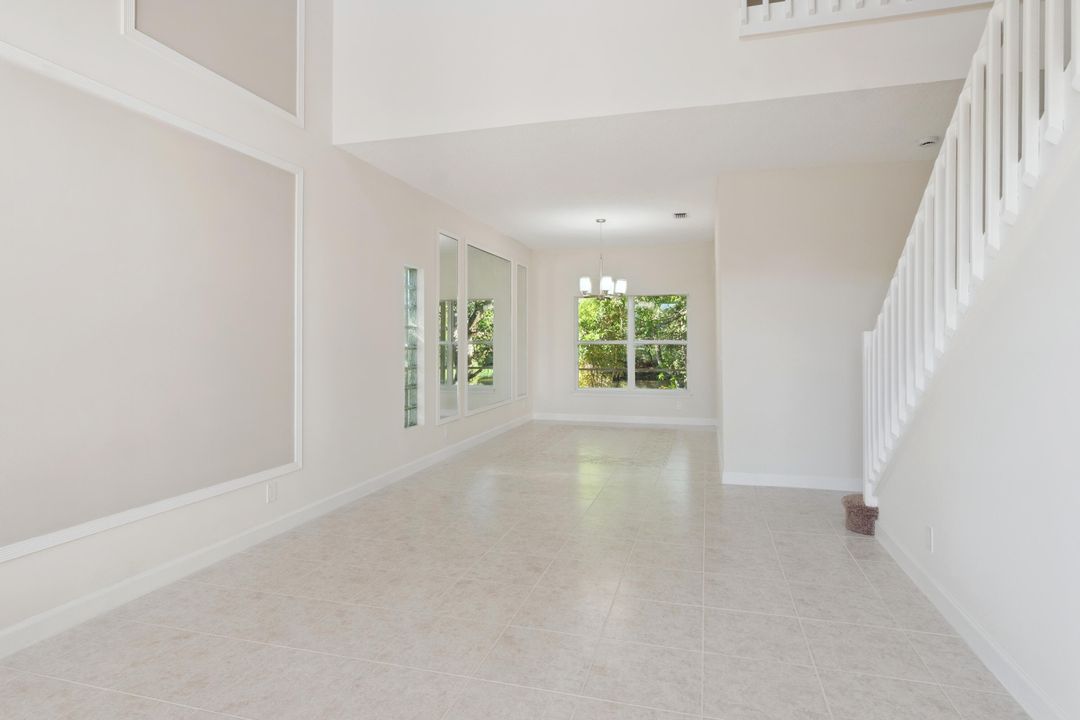 Active With Contract: $584,900 (4 beds, 2 baths, 2279 Square Feet)