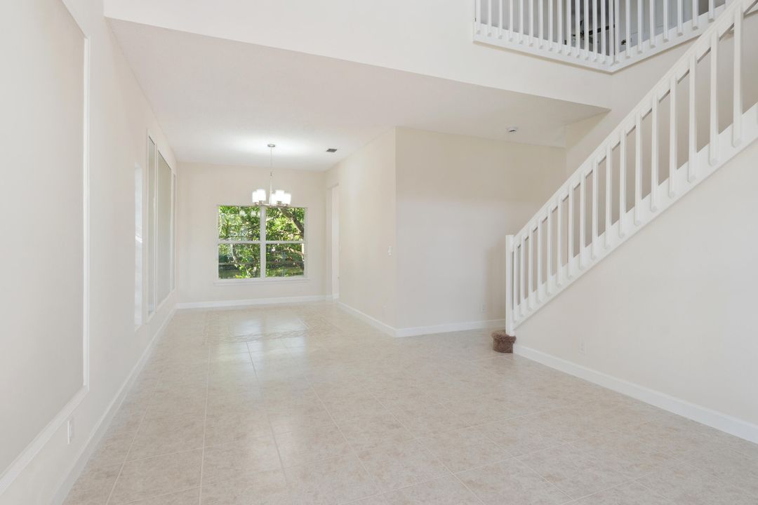 Active With Contract: $584,900 (4 beds, 2 baths, 2279 Square Feet)