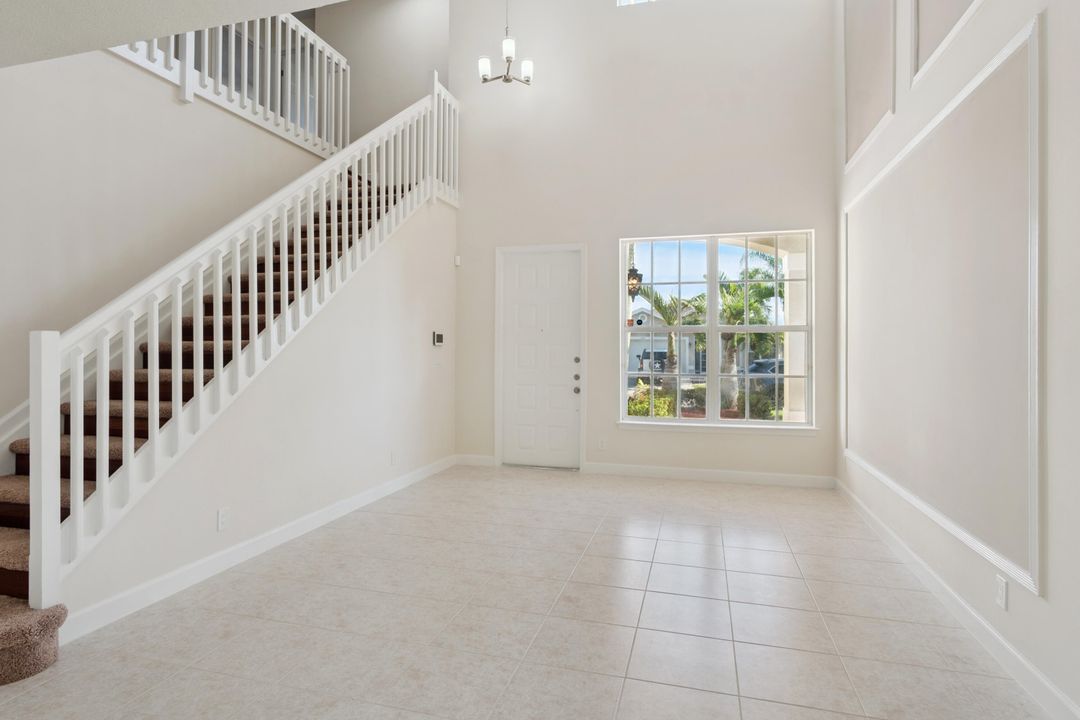 Active With Contract: $584,900 (4 beds, 2 baths, 2279 Square Feet)