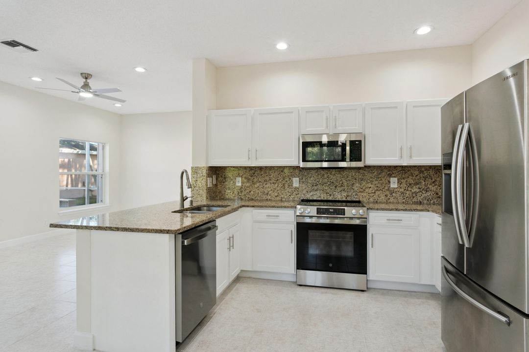 Active With Contract: $584,900 (4 beds, 2 baths, 2279 Square Feet)