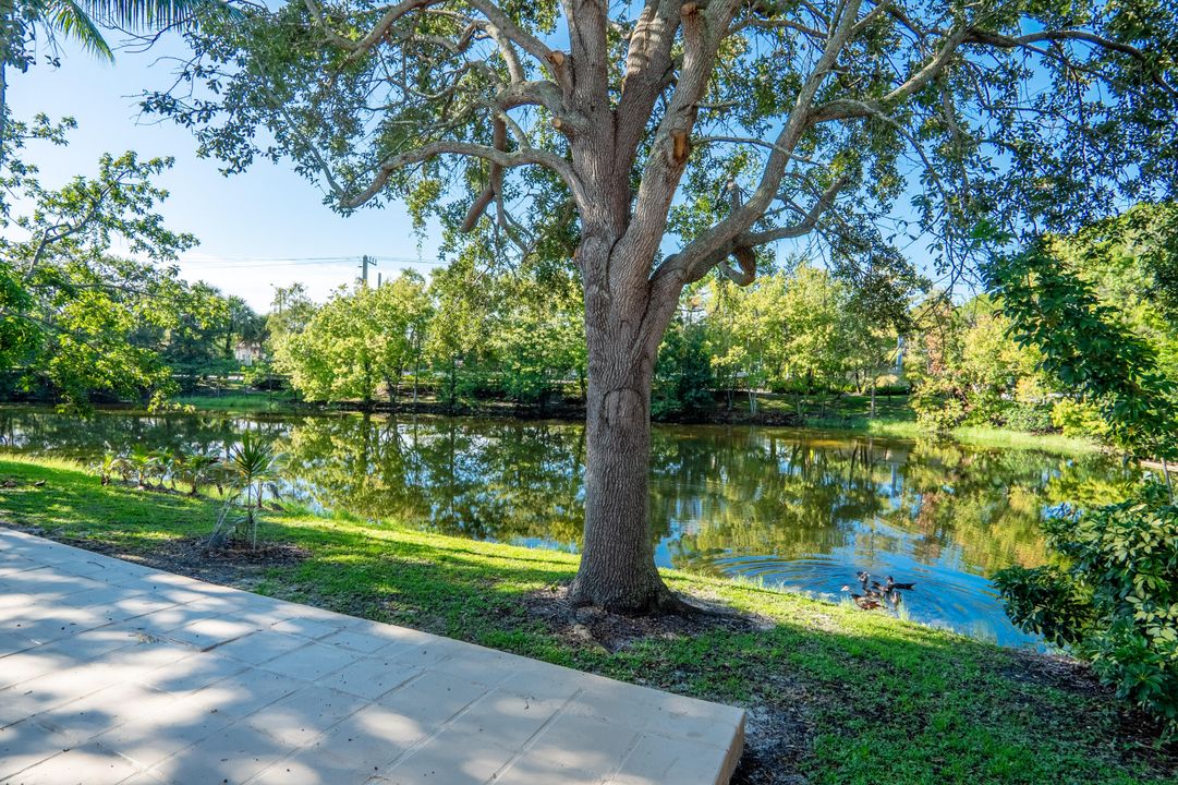 Active With Contract: $584,900 (4 beds, 2 baths, 2279 Square Feet)