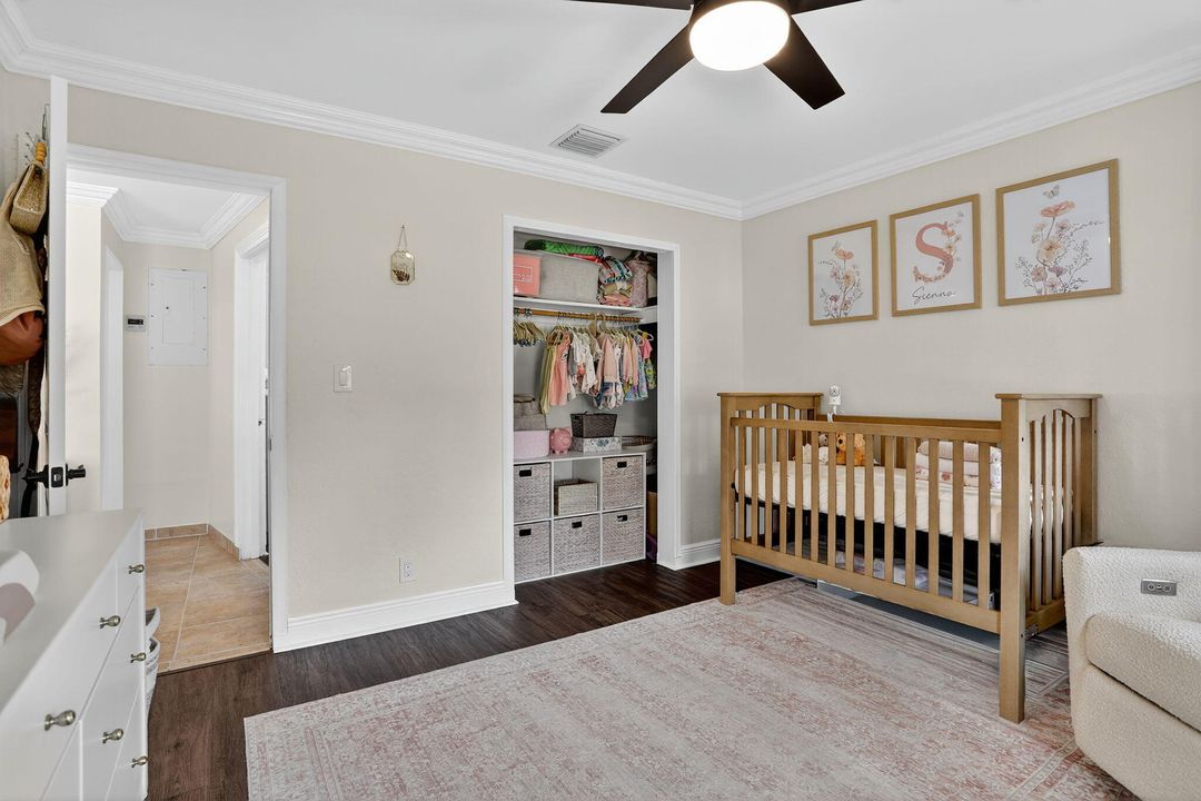 Под контрактом: $499,900 (3 спален, 2 ванн, 1188 Квадратных фут)