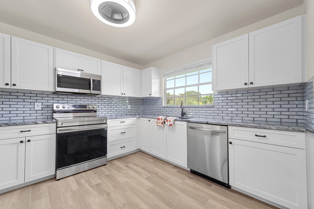 En Venta: $665,000 (3 camas, 3 baños, 1991 Pies cuadrados)