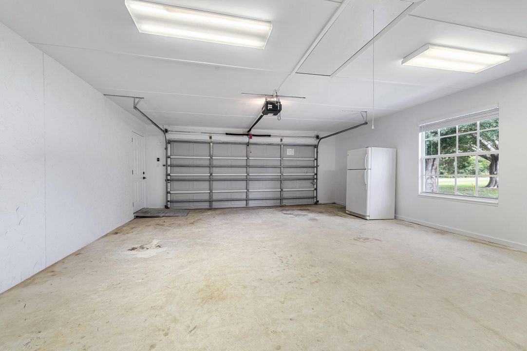 En Venta: $665,000 (3 camas, 3 baños, 1991 Pies cuadrados)