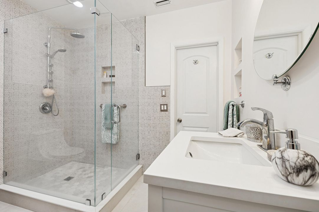 На продажу: $525,000 (4 спален, 2 ванн, 1585 Квадратных фут)