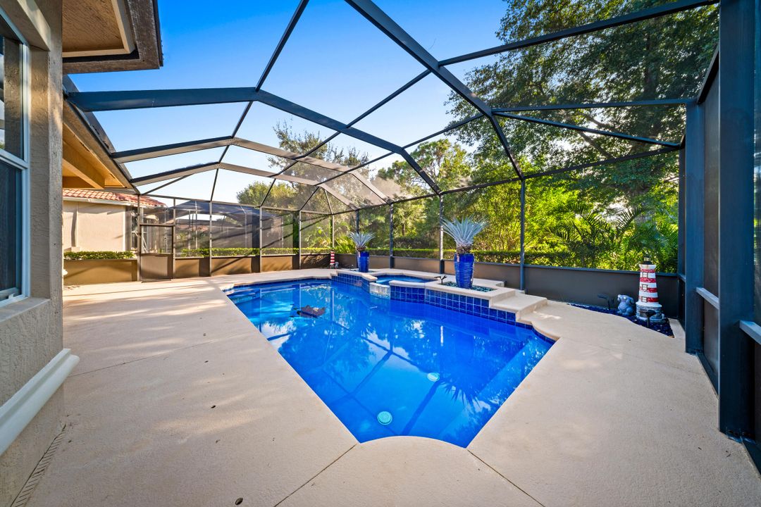 Active With Contract: $3,400 (3 beds, 2 baths, 1782 Square Feet)