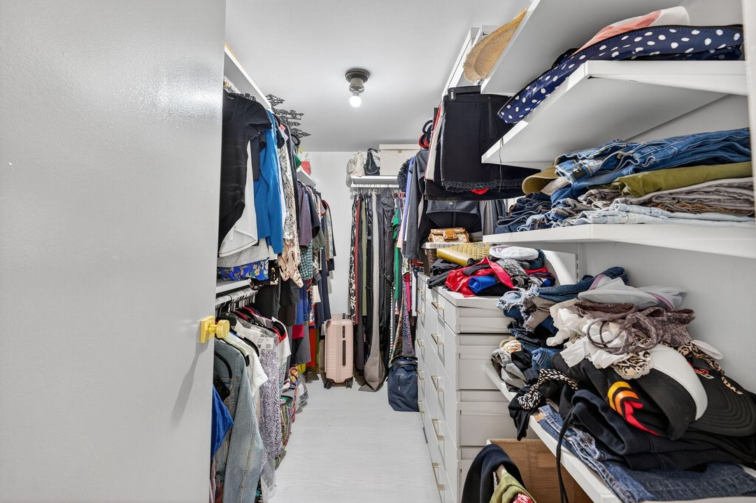 En Venta: $659,000 (2 camas, 2 baños, 1570 Pies cuadrados)