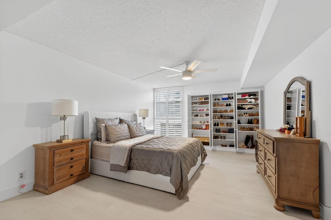 En Venta: $659,000 (2 camas, 2 baños, 1570 Pies cuadrados)