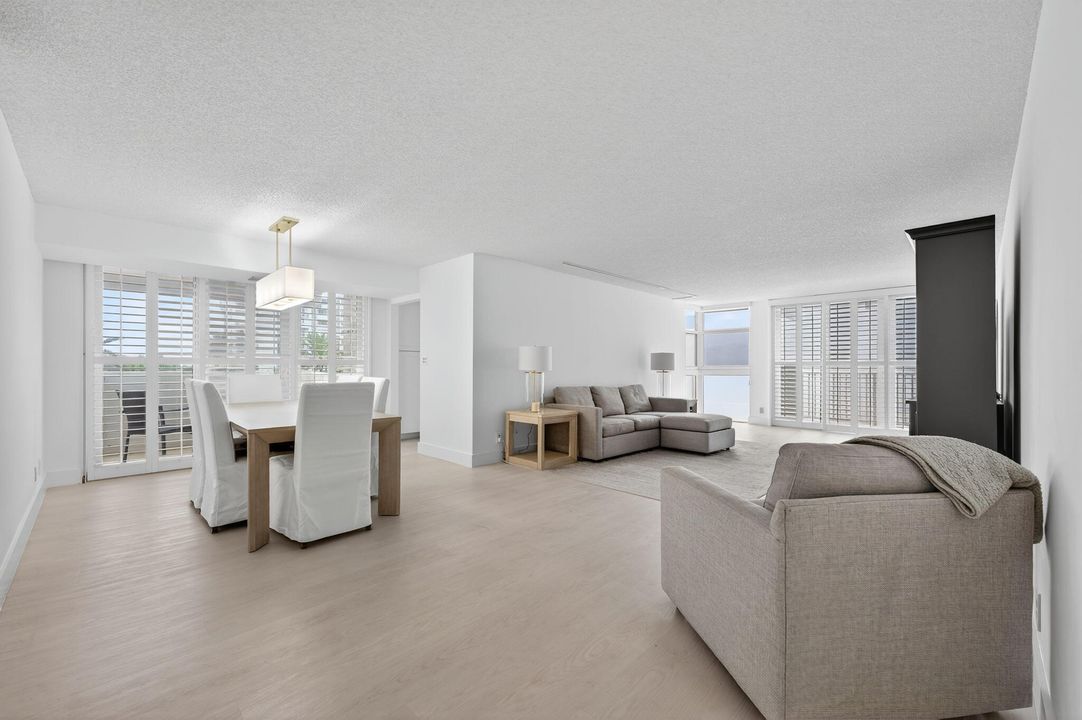 En Venta: $659,000 (2 camas, 2 baños, 1570 Pies cuadrados)