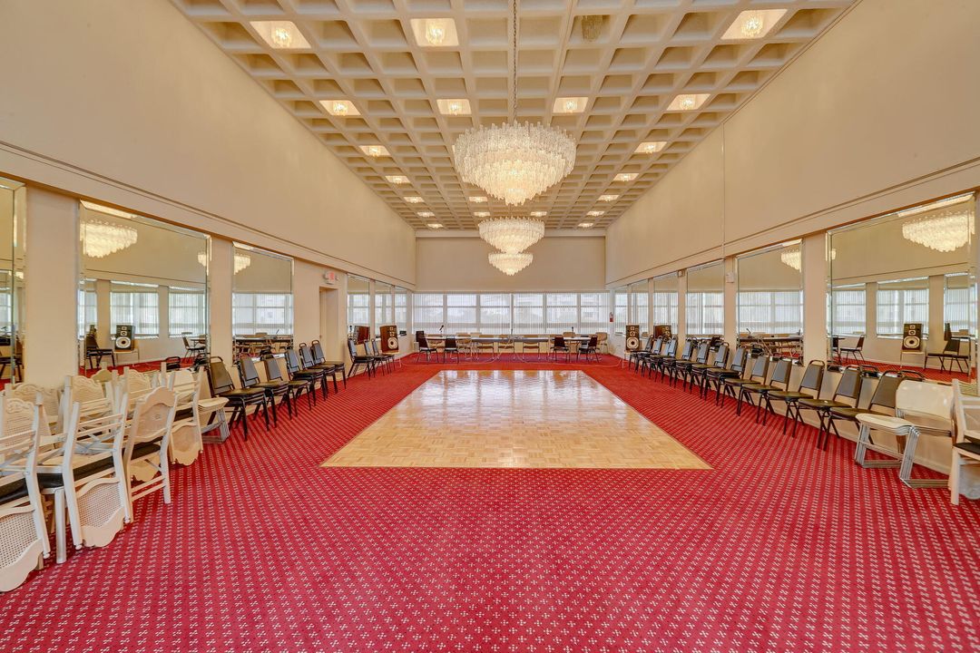 En Venta: $659,000 (2 camas, 2 baños, 1570 Pies cuadrados)