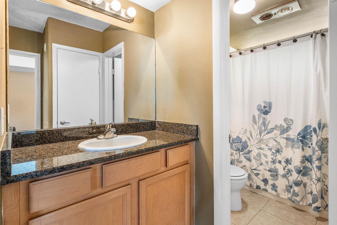 待售: $99,900 (1 贝兹, 1 浴室, 754 平方英尺)