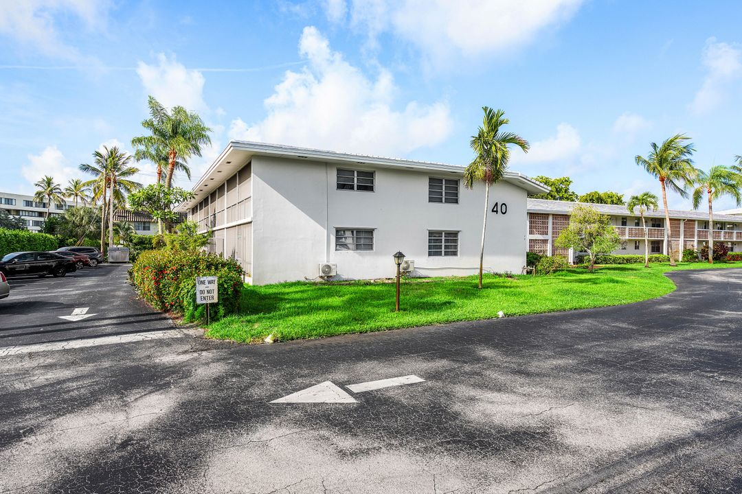 待售: $99,900 (1 贝兹, 1 浴室, 754 平方英尺)