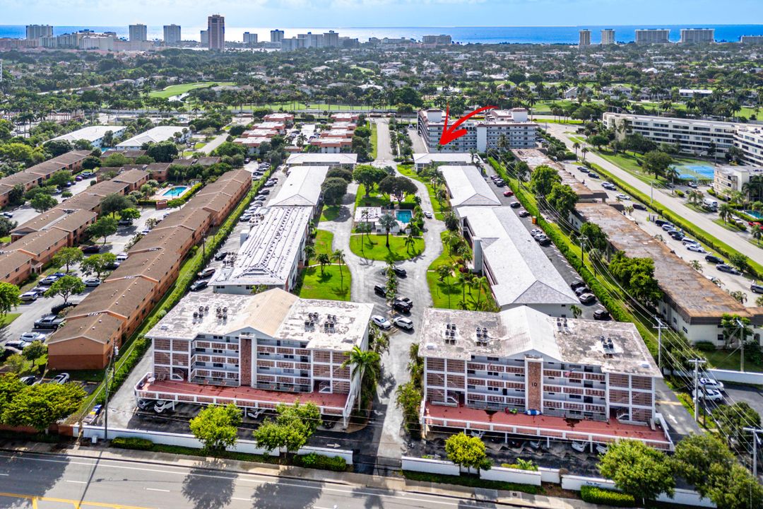 待售: $99,900 (1 贝兹, 1 浴室, 754 平方英尺)