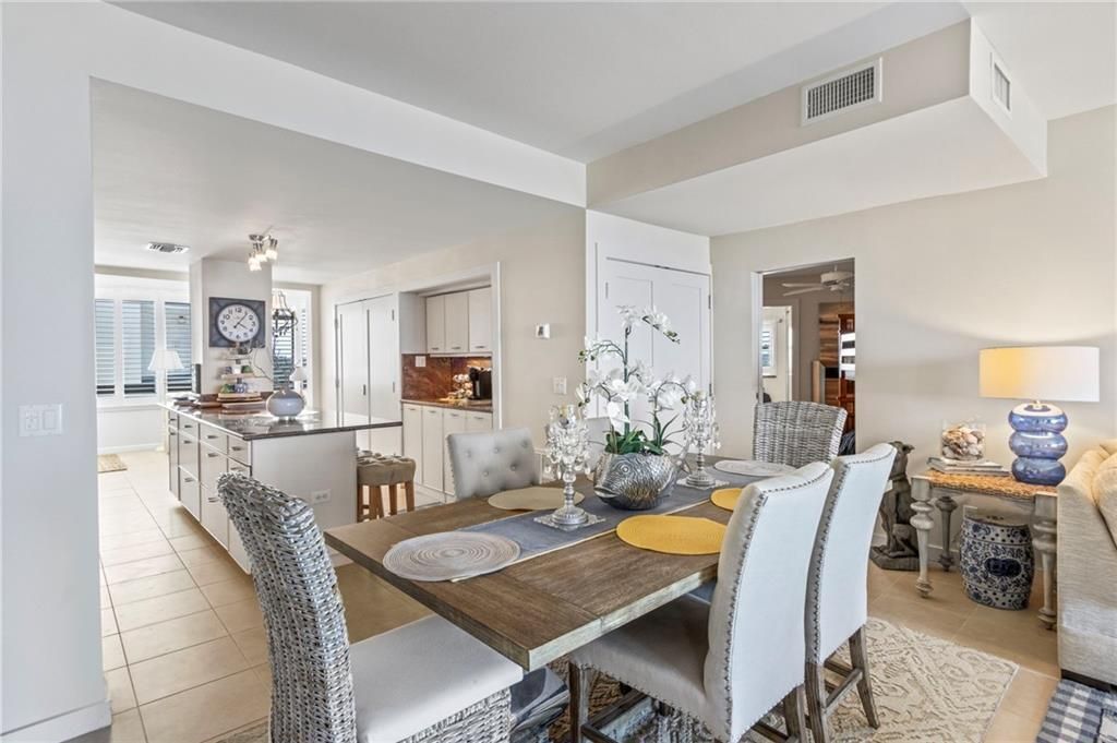 For Rent: $8,500 (2 beds, 2 baths, 1600 Square Feet)