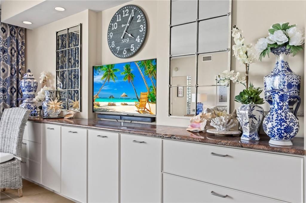 For Rent: $8,500 (2 beds, 2 baths, 1600 Square Feet)