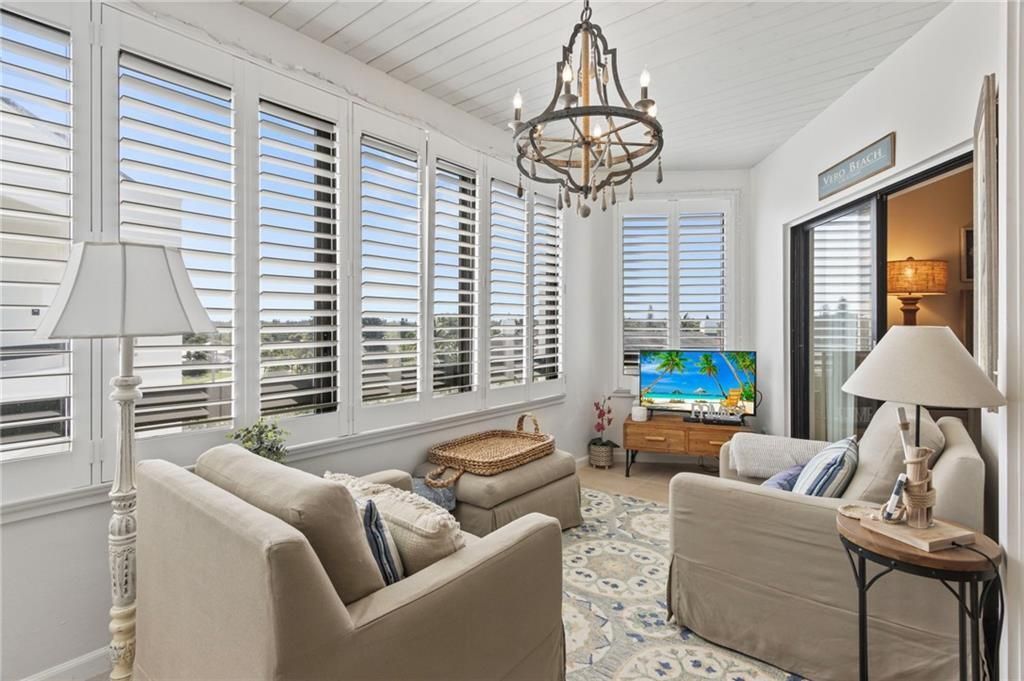 For Rent: $8,500 (2 beds, 2 baths, 1600 Square Feet)