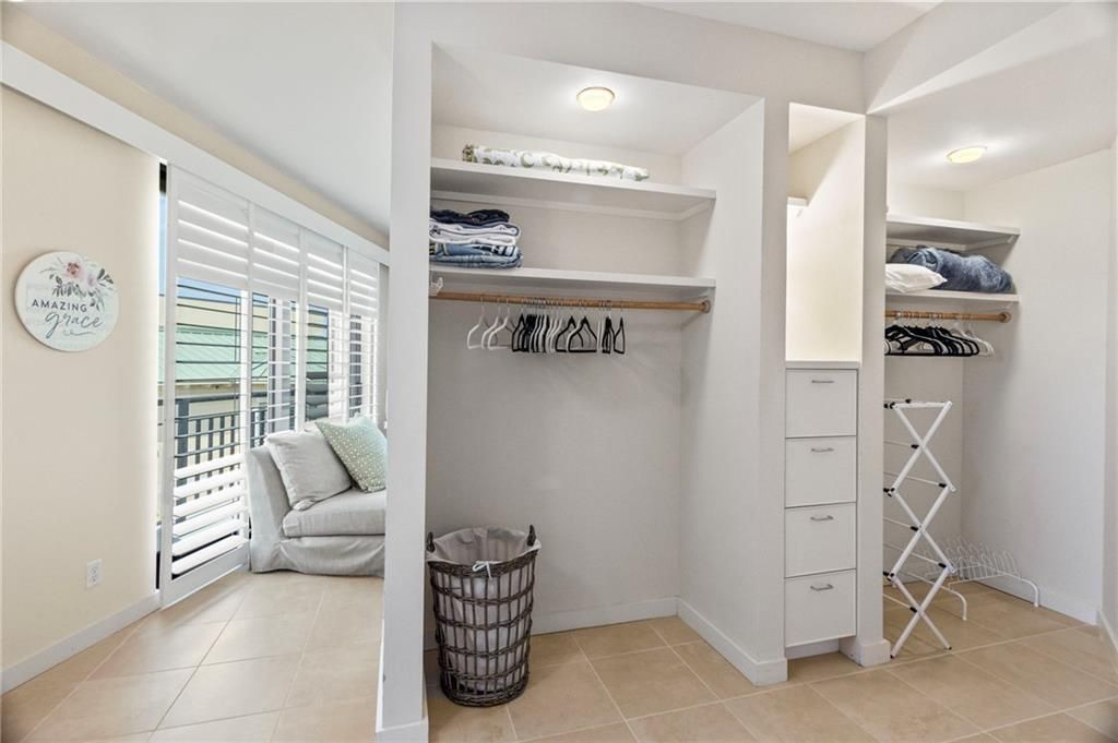 For Rent: $8,500 (2 beds, 2 baths, 1600 Square Feet)