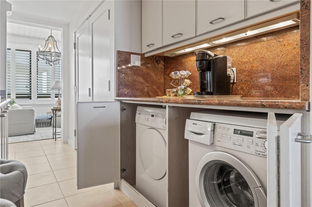 For Rent: $8,500 (2 beds, 2 baths, 1600 Square Feet)