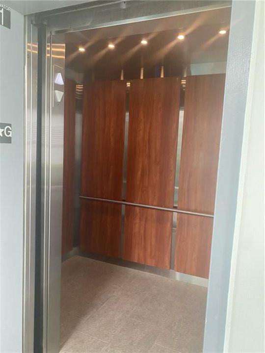 For Rent: $8,500 (2 beds, 2 baths, 1600 Square Feet)