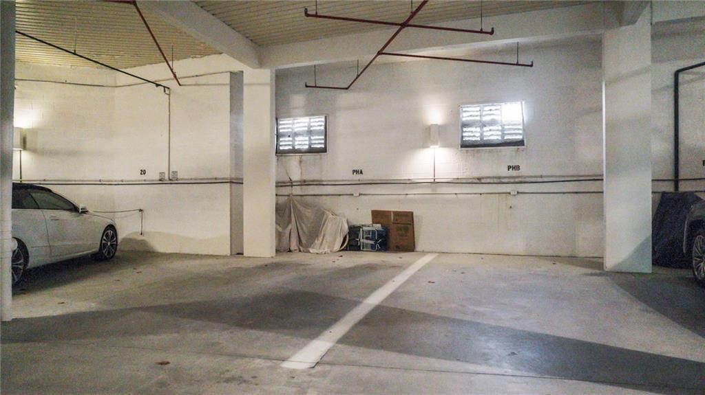 For Rent: $8,500 (2 beds, 2 baths, 1600 Square Feet)