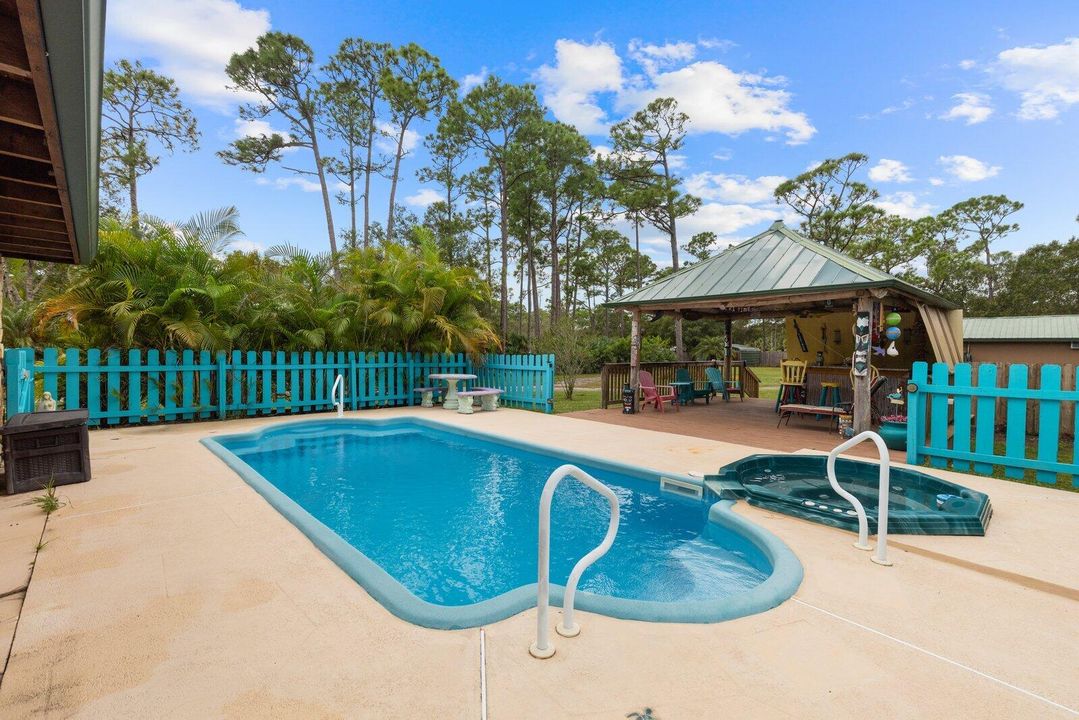 На продажу: $790,000 (3 спален, 2 ванн, 1854 Квадратных фут)