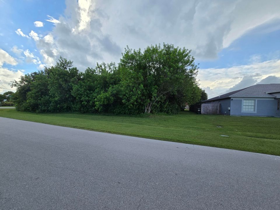 待售: $189,000 (0 贝兹, 0 浴室, 0 平方英尺)