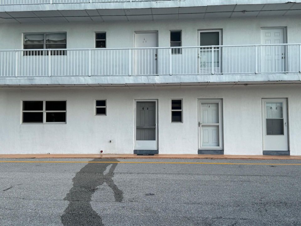 Activo con contrato: $1,950 (2 camas, 2 baños, 948 Pies cuadrados)