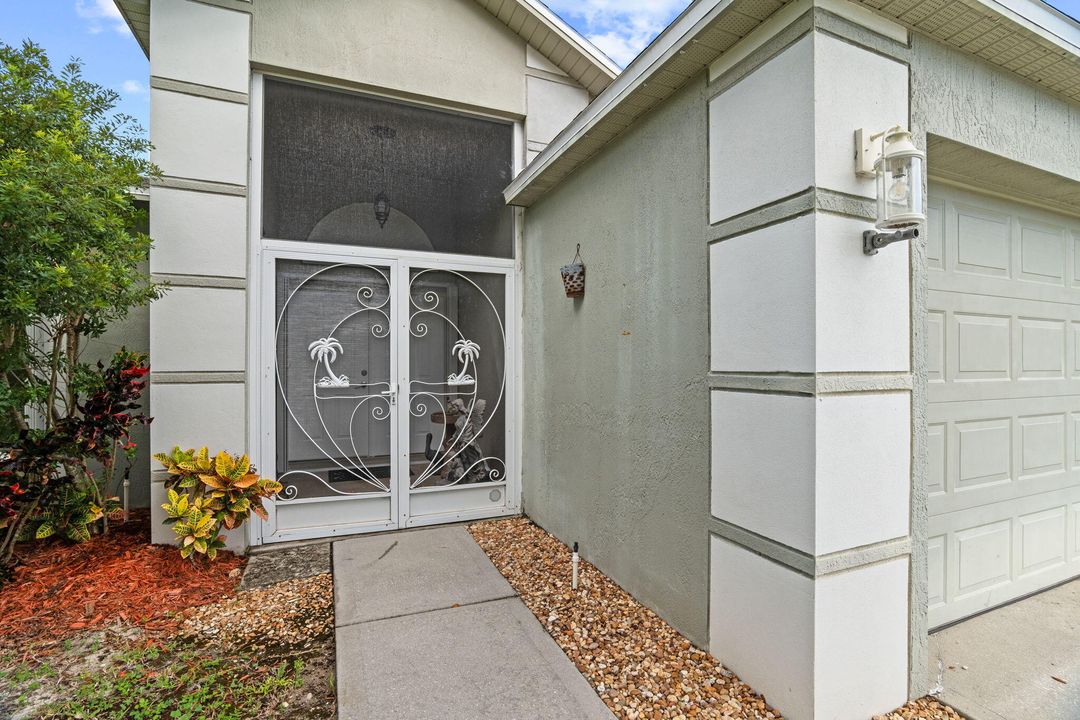 For Sale: $315,000 (3 beds, 2 baths, 1620 Square Feet)