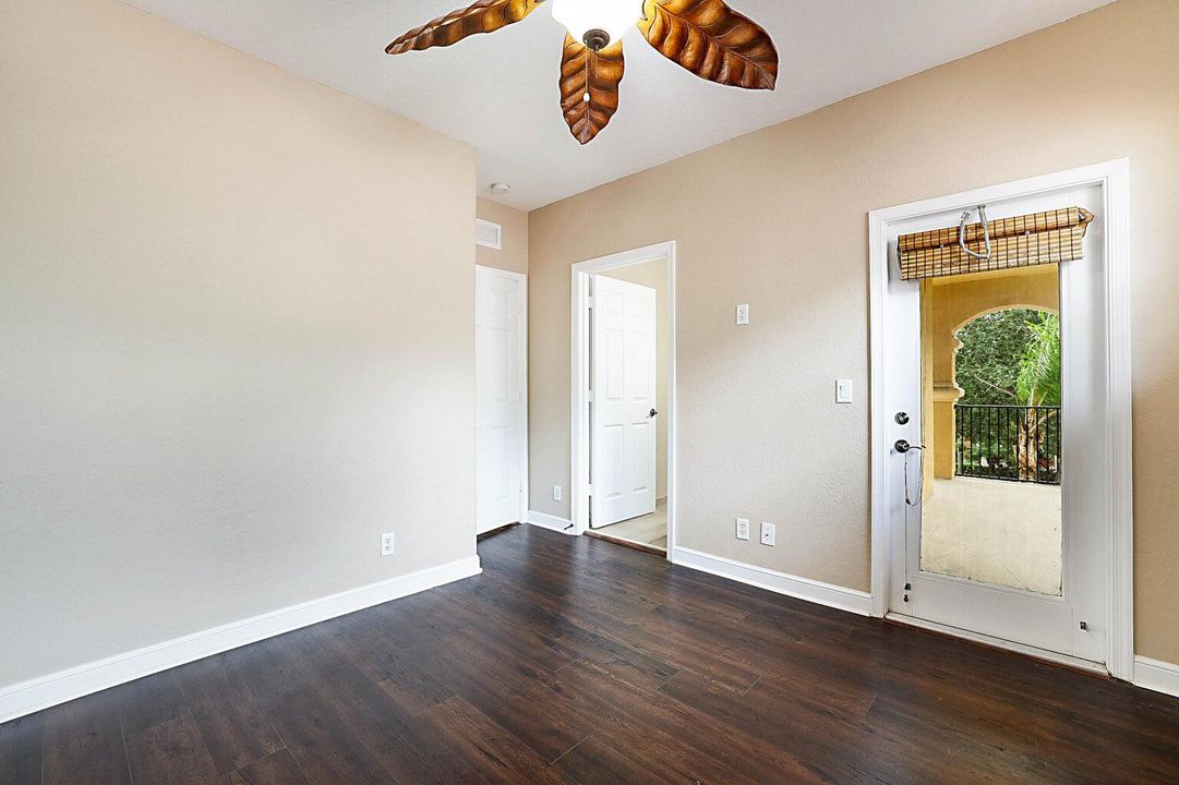 For Rent: $4,600 (5 beds, 3 baths, 3200 Square Feet)