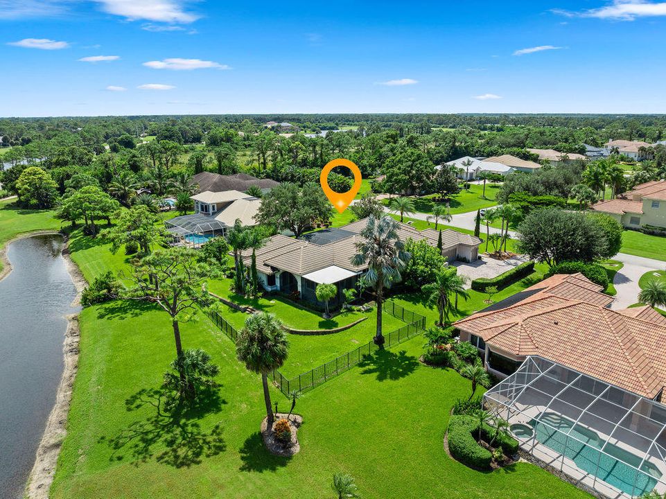 En Venta: $975,000 (3 camas, 3 baños, 3631 Pies cuadrados)