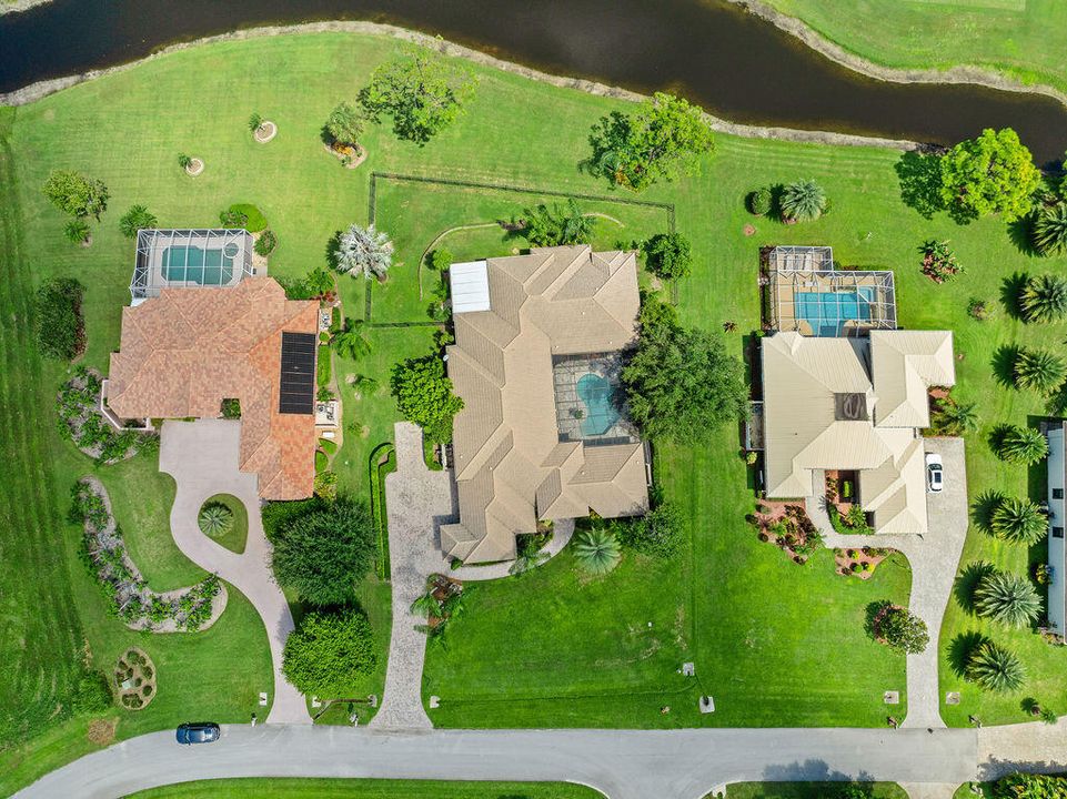 En Venta: $975,000 (3 camas, 3 baños, 3631 Pies cuadrados)