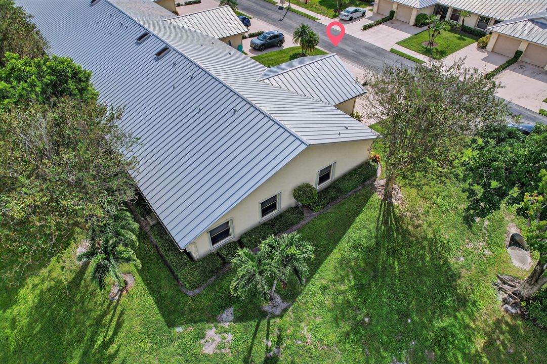 Под контрактом: $350,000 (2 спален, 2 ванн, 1306 Квадратных фут)