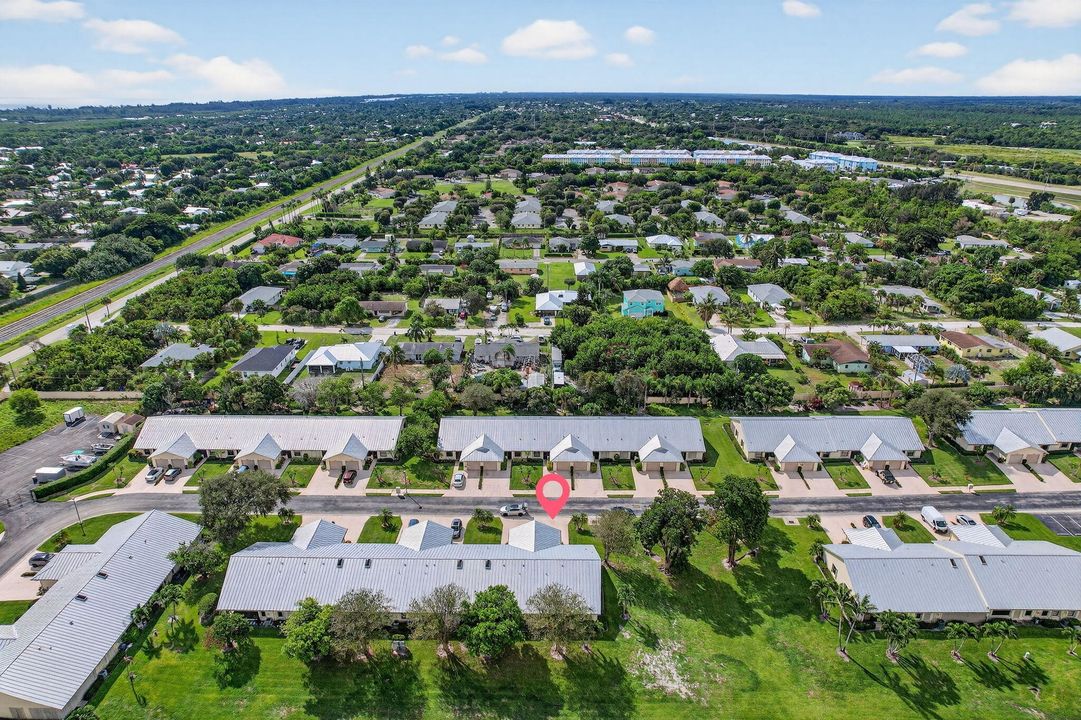 Под контрактом: $350,000 (2 спален, 2 ванн, 1306 Квадратных фут)