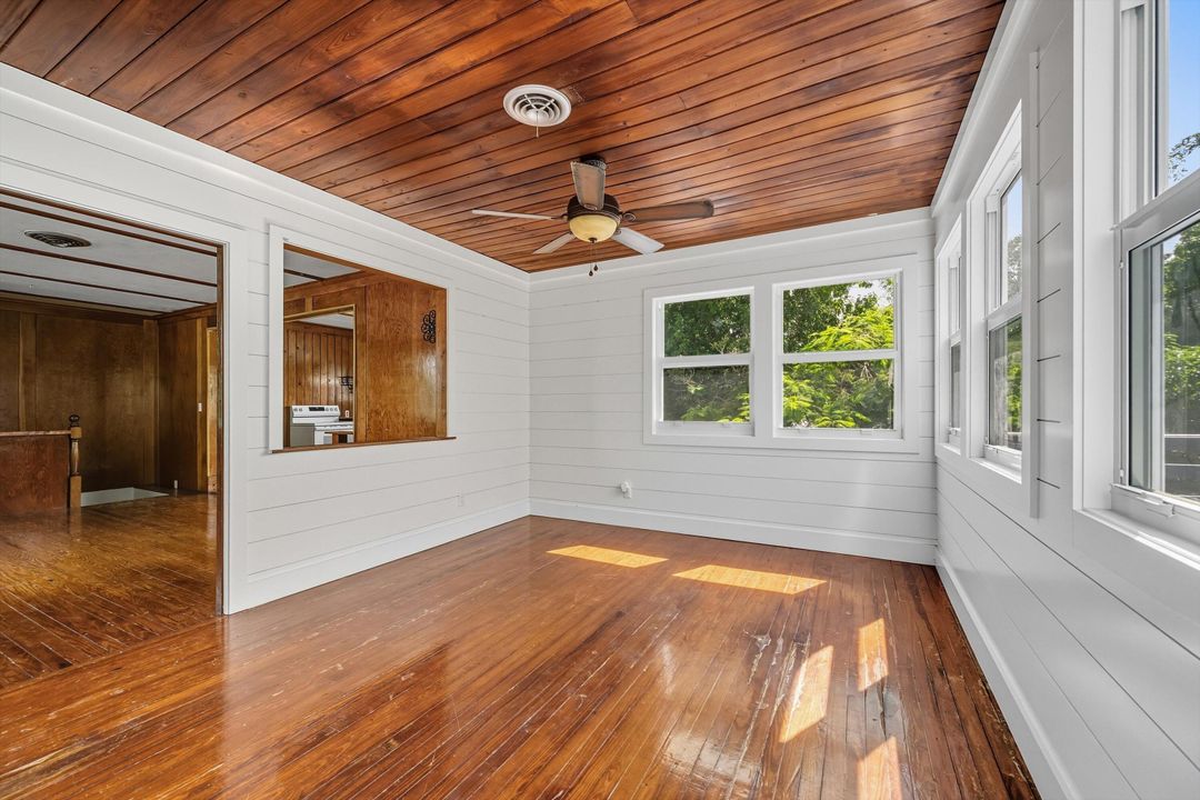 待售: $749,888 (4 贝兹, 2 浴室, 1808 平方英尺)